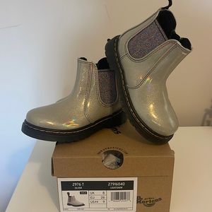 Dr Martens air way toddler boots